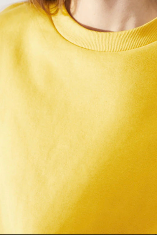 Women’s yellow oversize sweatshirt