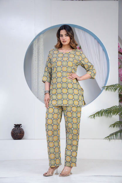 Printed Cord Set for women
