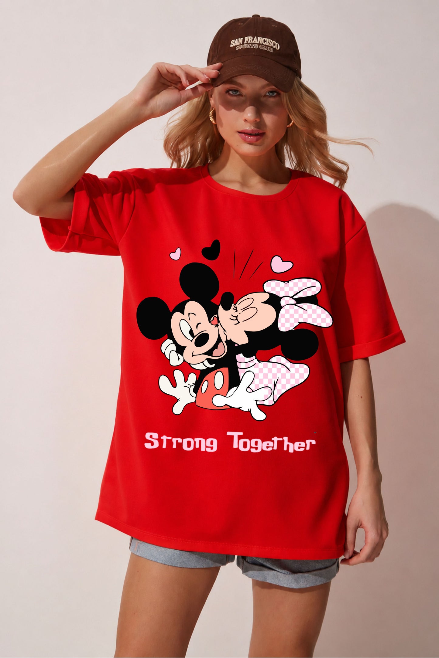 Strong Together Oversize T-SHIRT